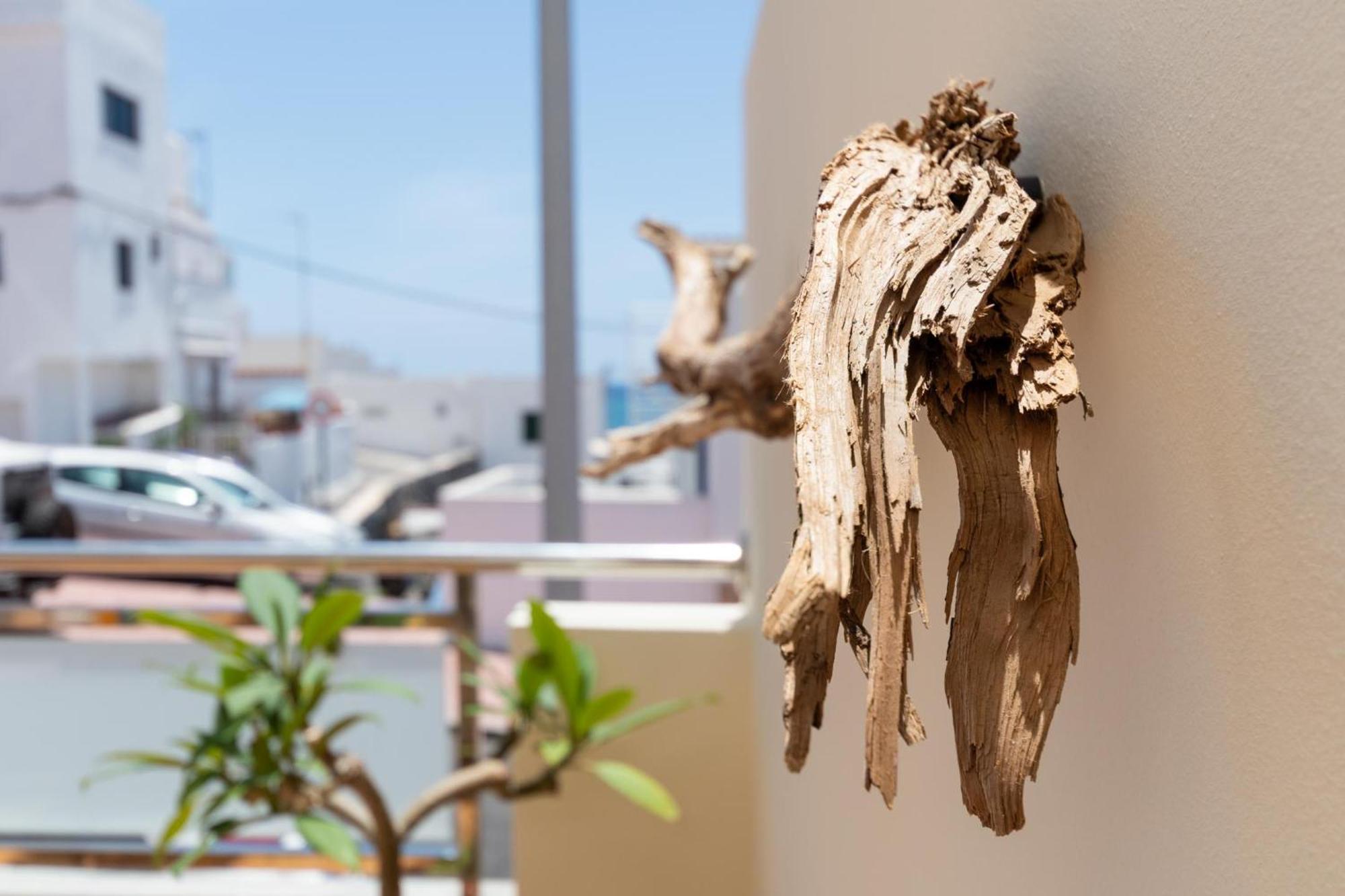 Hidalgos Hideaway - La Caleta *