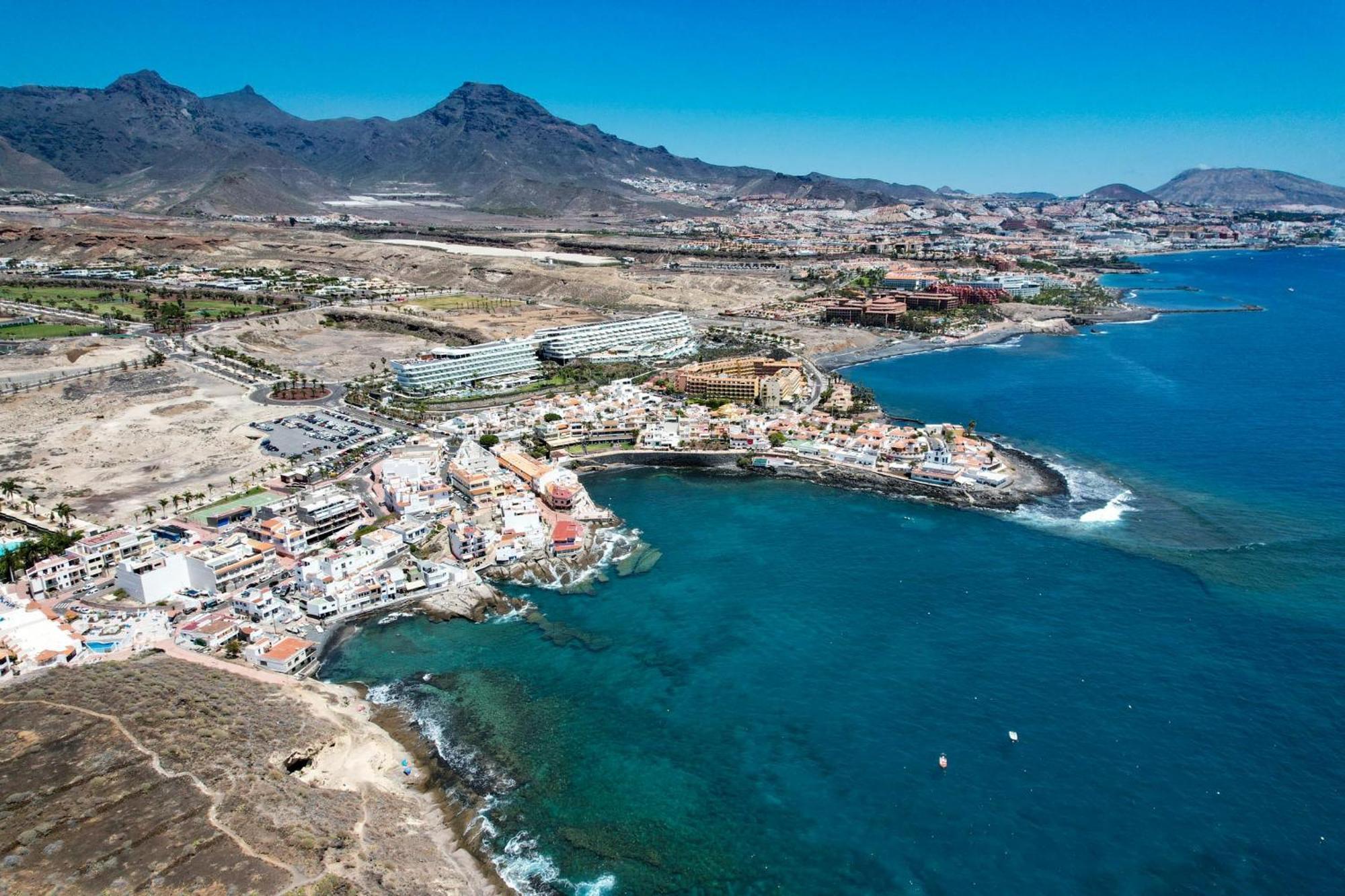 Hidalgos Hideaway - La Caleta *